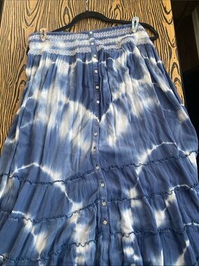 John Mark Navy and White Tie-Dye Button-Front Maxi Skirt